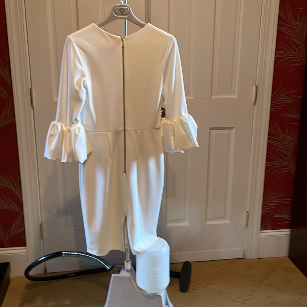 Betsy Adam cream dress with gold zipper detail at kick pleat - Picture 2 of 4